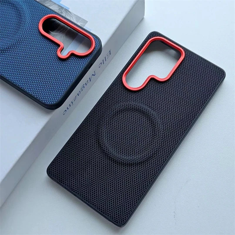 Elegant telefondeksel til Galaxy S-serie. Slankt design, matt finish, gir god beskyttelse.