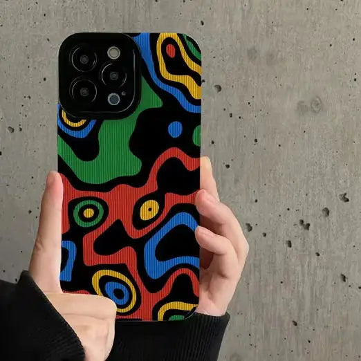 Minimalistisk iPhone-deksel. Gjennomsiktig, slankt og støtsikkert for hverdagsbeskyttelse av din mobil.