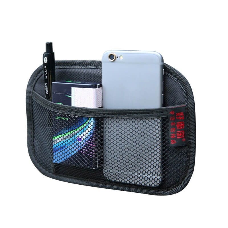 Selvklebende skinnnett organisator, perfekt for bilinteriør. Holder mobil, lommebok og kort på plass.