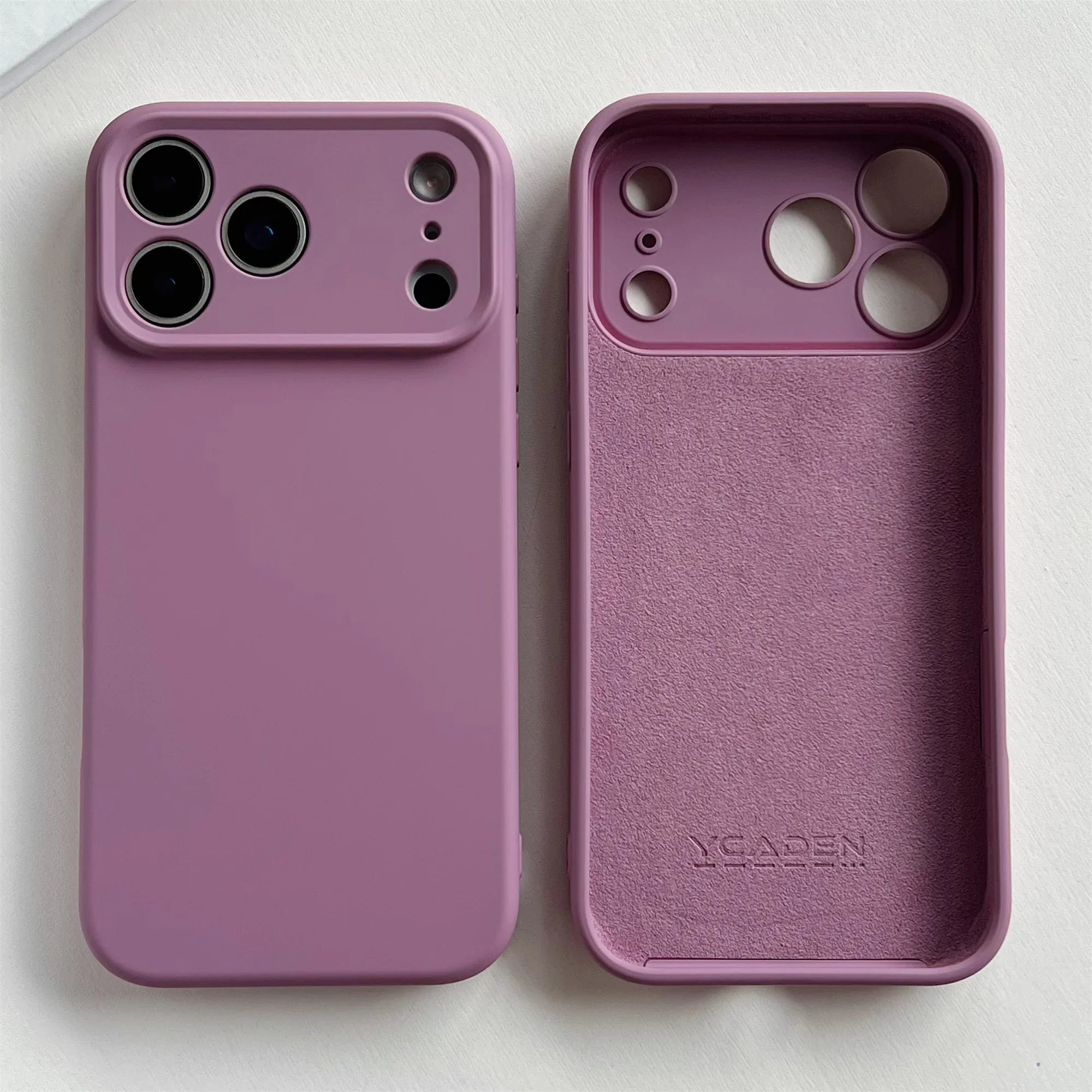 Beskyttende telefoncover for iPhone 16 & 17 Pro Max. Støtsikkert og holdbart design.