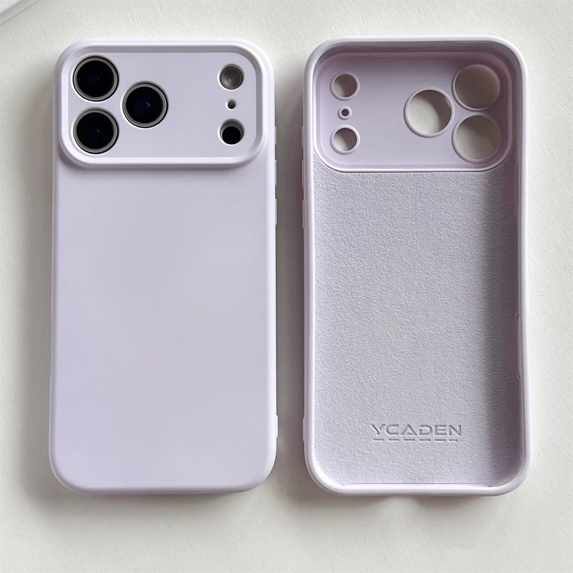 Bakside av robust iPhone 17 Pro Max deksel. Tilbyr støtsikker beskyttelse mot fall.