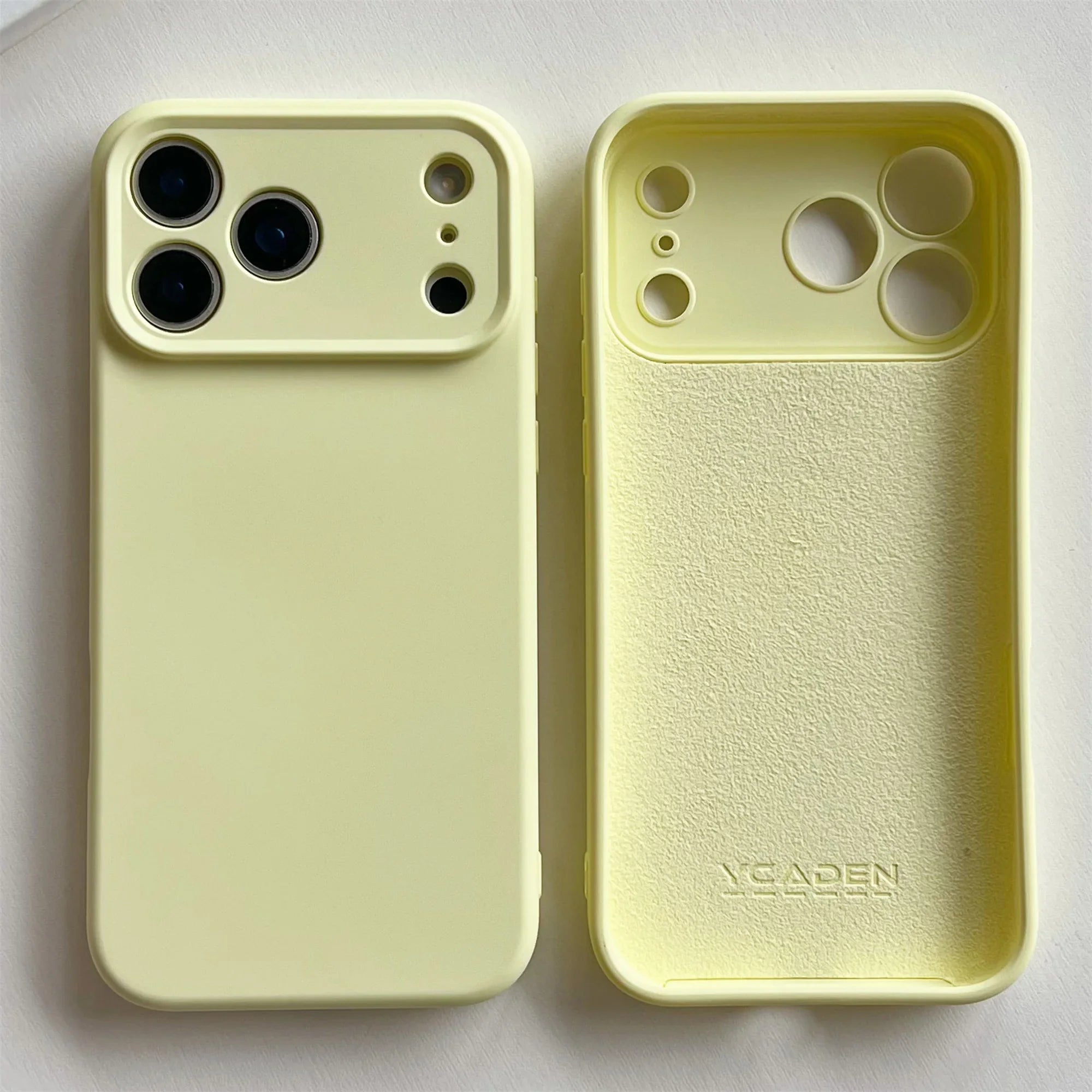 Klart støtsikkert iPhone deksel 16/17 Pro Max. Viser telefonens design med topp beskyttelse.