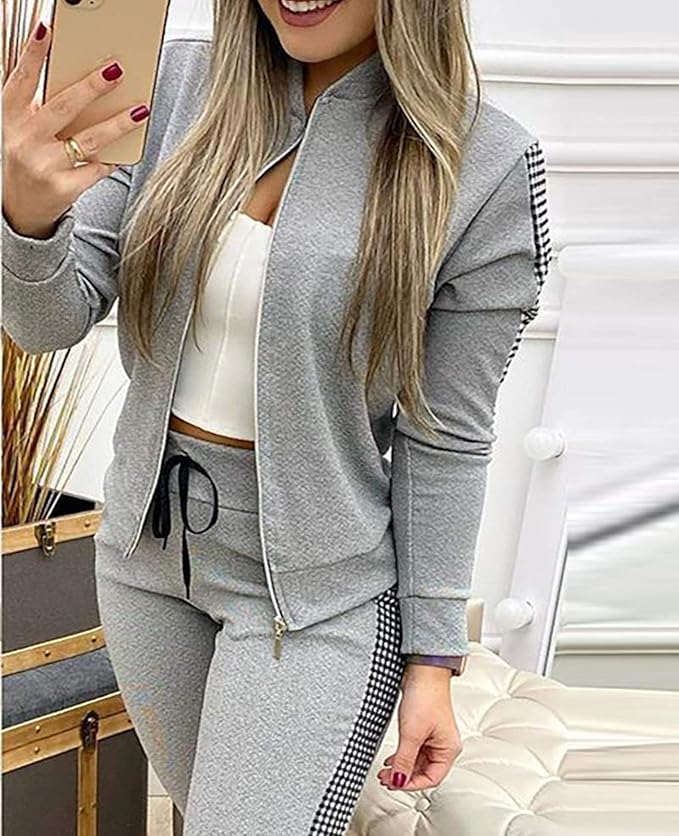 Elegant vinter treningsdress for kvinner, to-delt sett. Zip-up joggedress for stil og komfort som fritidsklær.