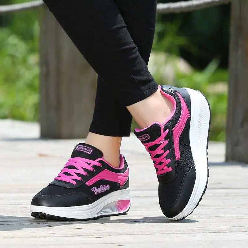 Moderne kvinner sneakers, vulkaniserte joggesko med fokus på stil, komfort og allsidig hverdagsbruk.