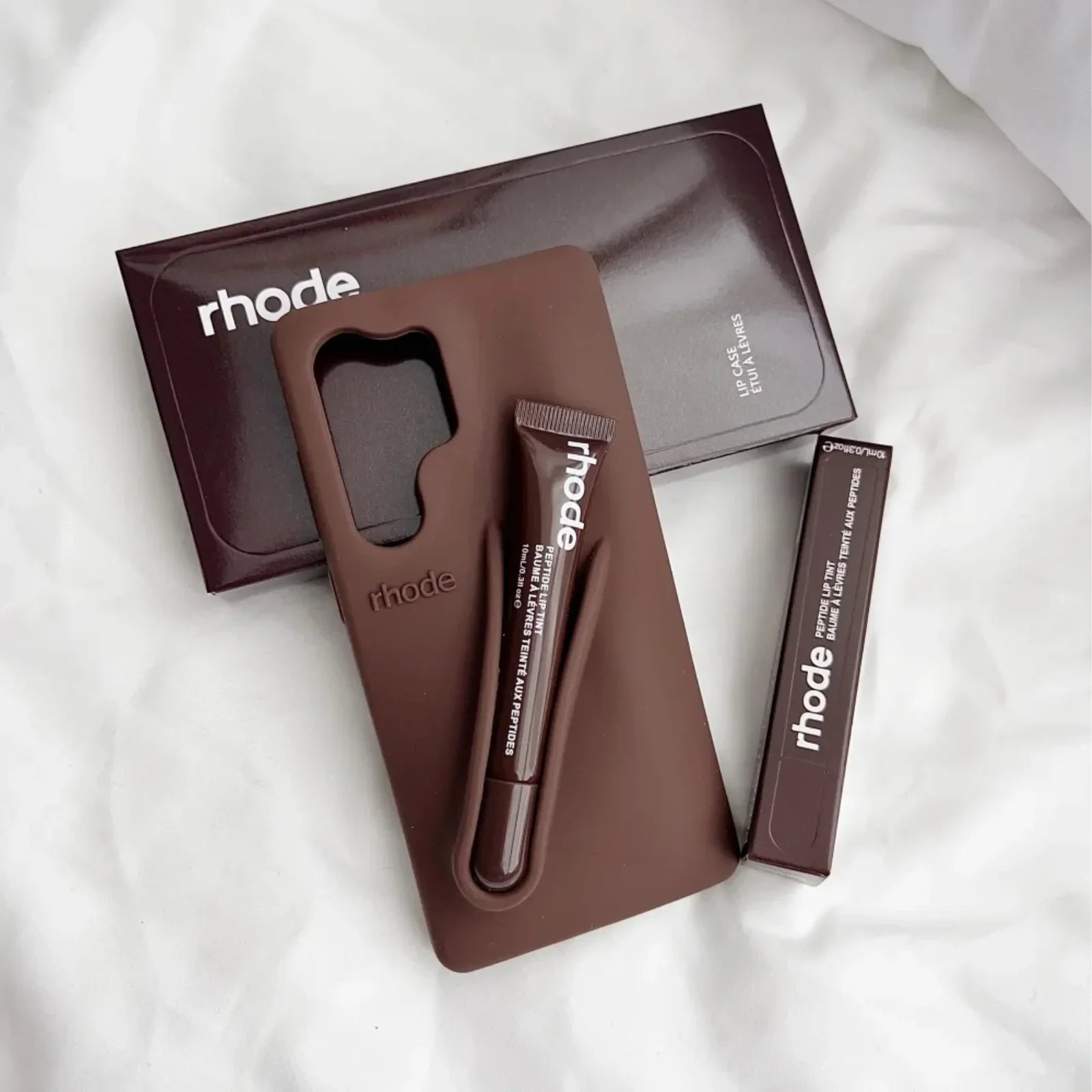Trendy Galaxy mobildeksel med lipgloss og solid beskyttelse. Funksjonelt og stilig for Galaxy-telefoner.