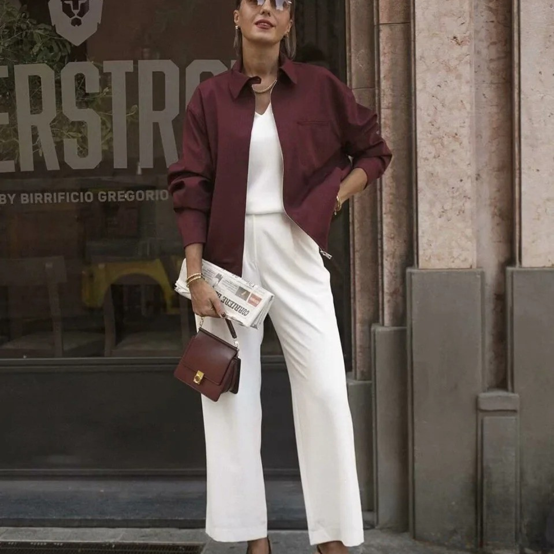 Vintage komfort glidelåsjakke for kvinner med løs passform. Ideell for avslappet hverdag og fashion.