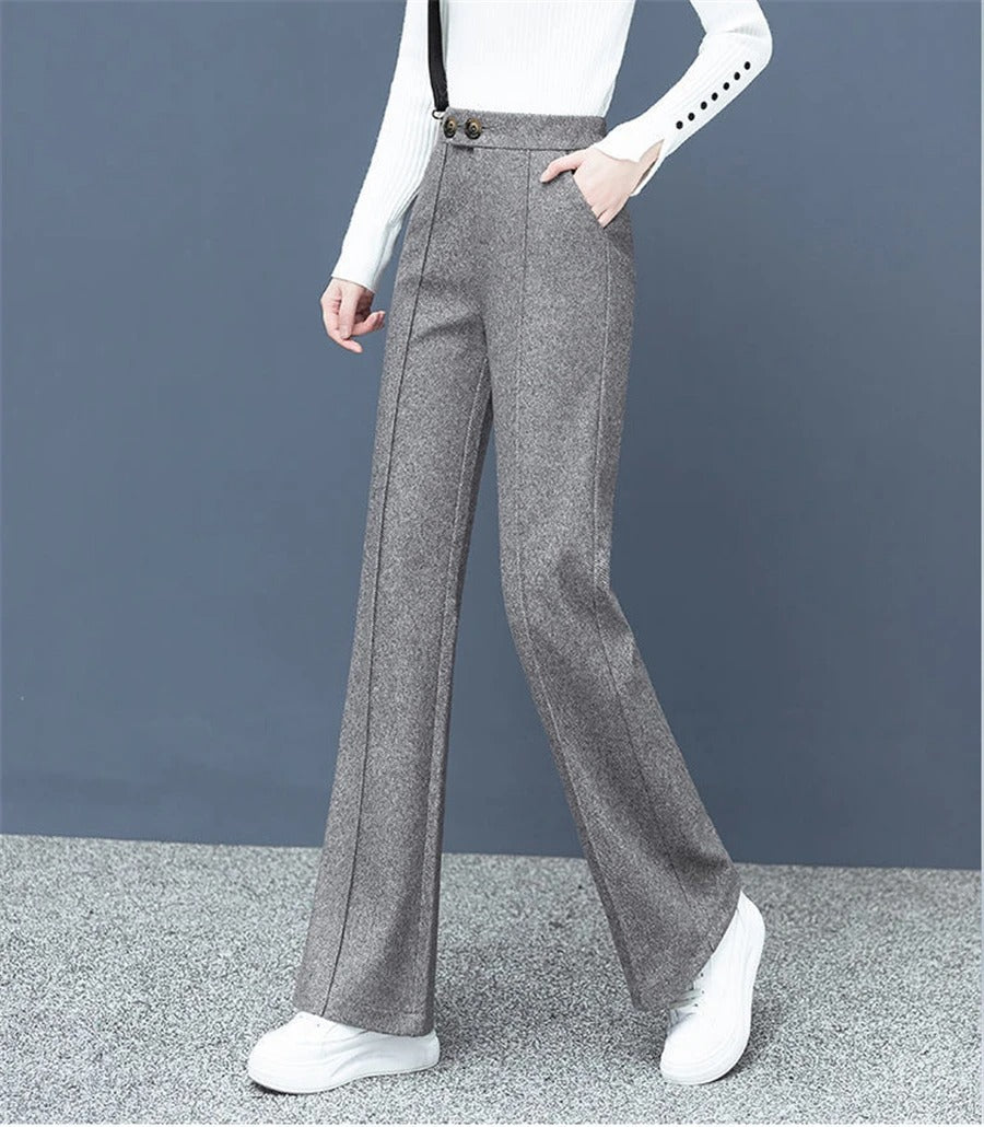 Grå vide ben bukser for damer. Høy midje, varme vinterbukser, perfekt for pluss størrelse og casual stil.