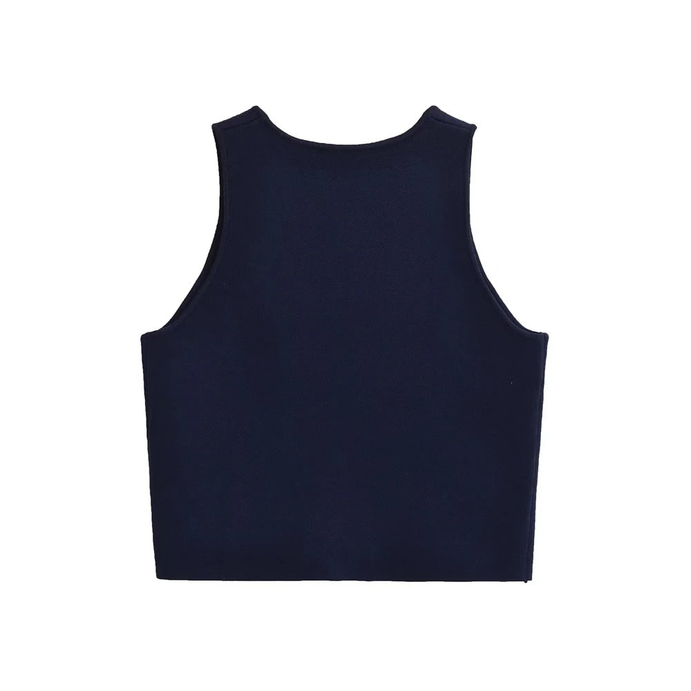 Myk og komfortabel cropped strikkevest for kvinner. Ideell strikkevest for vår og høst.