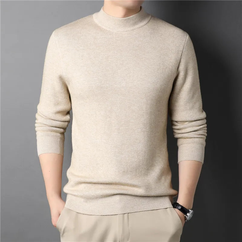 Slimfit herre halvpolo genser i moderne design, ideell for motebevisste menn. Komfortabel passform.