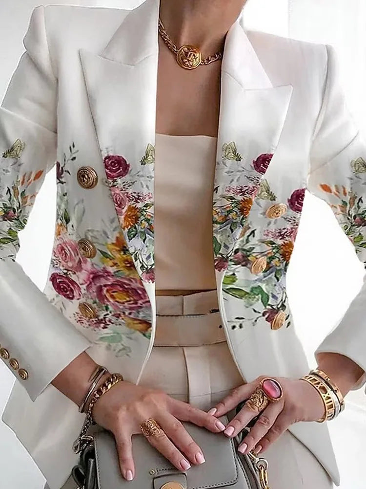 Elegant dameblazer, ideell for kontorstil. Perfekt formell blazer som fremhever profesjonalitet i mote.
