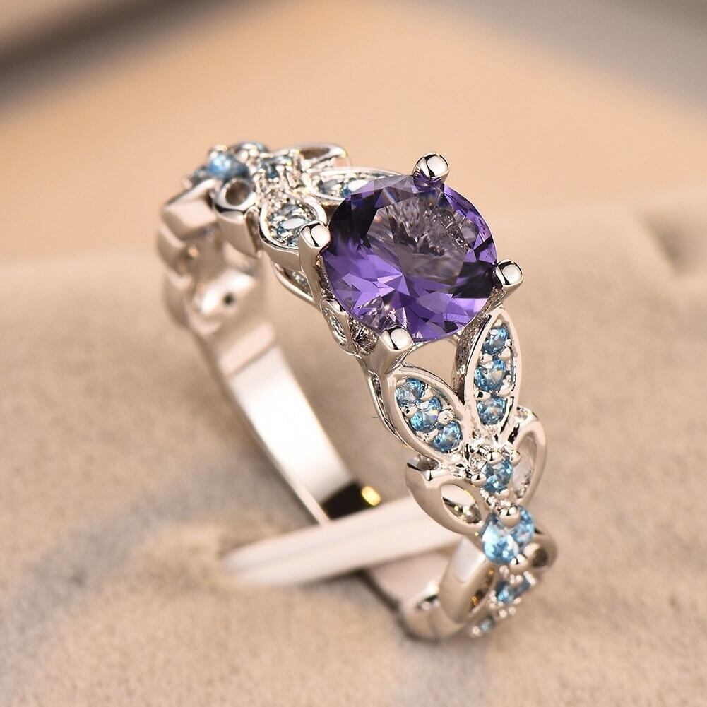 Lilla ametystring, kvinners smykke, ideell som gave. Elegant ring for spesialanledninger og motebevisste kvinner.