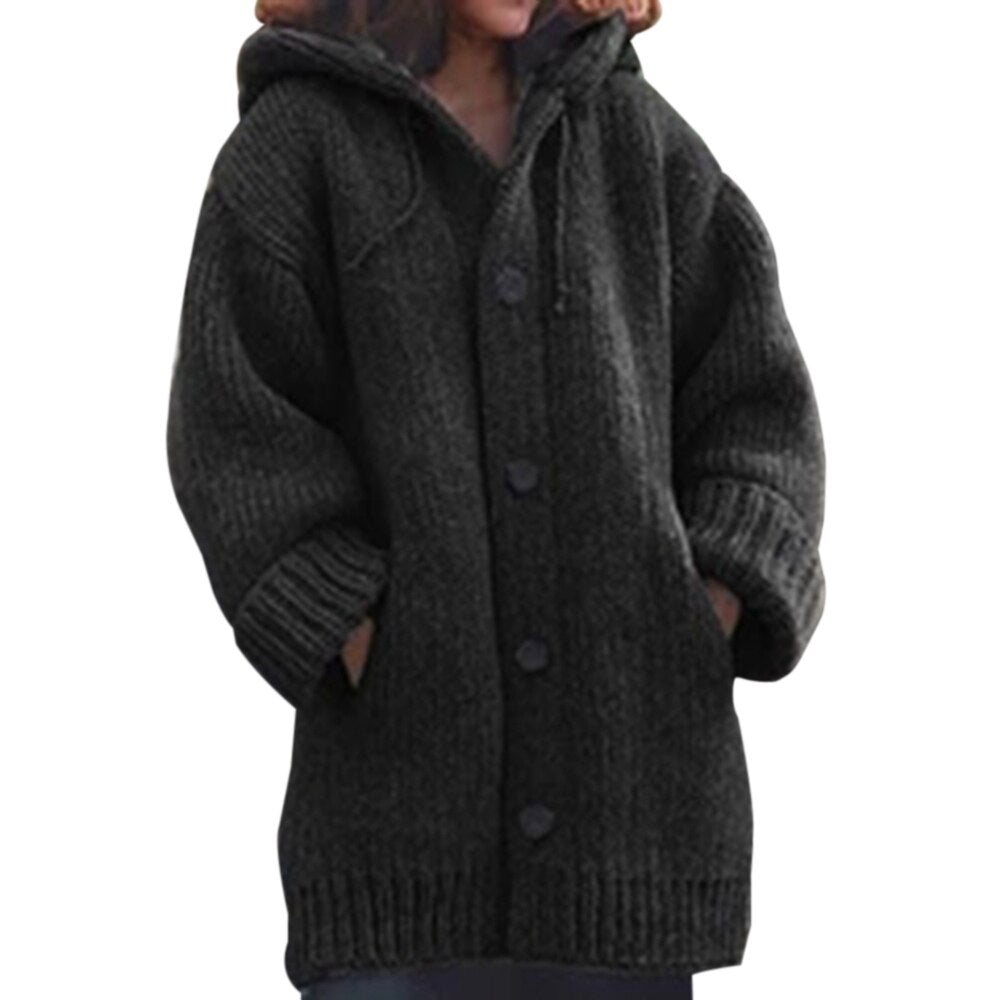 Komfortabel strikket cardigan for dame, med knapper og en avslappet passform.