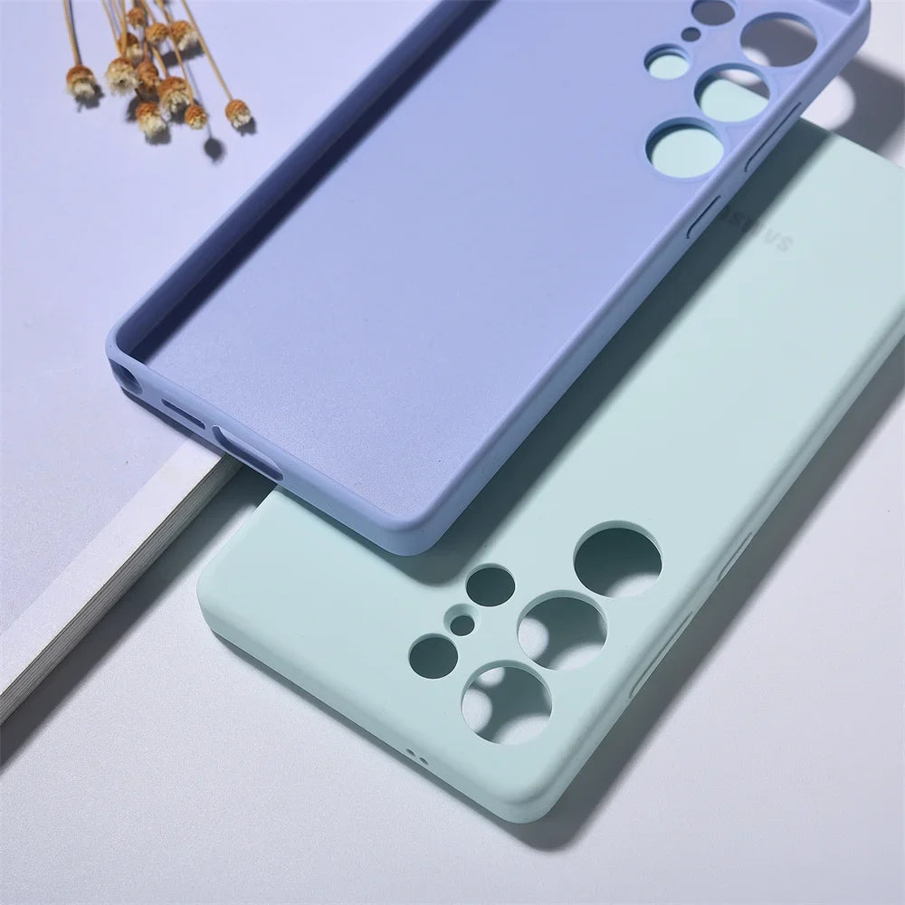 Elegant grønt mobildeksel til Samsung Galaxy S25, fargerikt og stilrent smarttelefontilbehør.