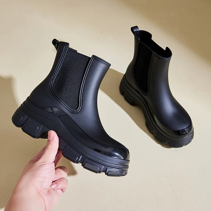 Kvinne Chelsea støvler; vanntette boots med robust såle. Ideelle for norske forhold, komfortable og stilfulle.
