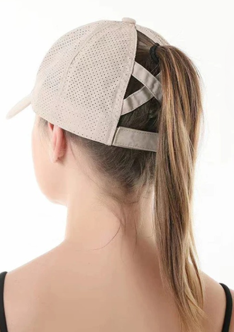 Pustende unisex baseballcap, ideell for sommeren. Justerbar for komfortabel passform.