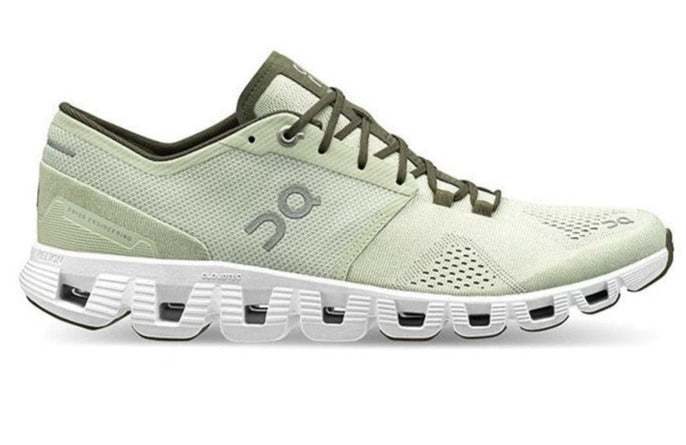Slitesterke unisex Blade utendørssko. Komfortable sportssko for aktive dager.