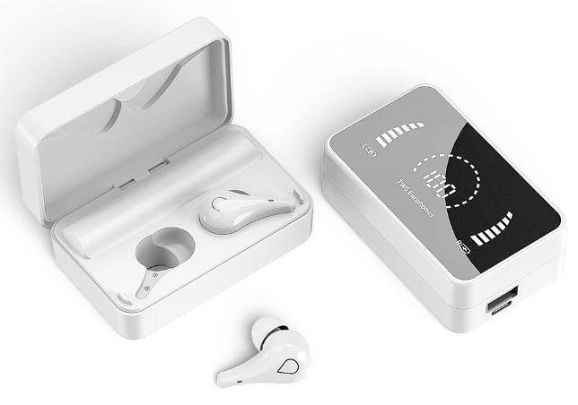 Nærbilde av slanke, ergonomiske in-ear Bluetooth øretelefoner i svart, designet for komfort.