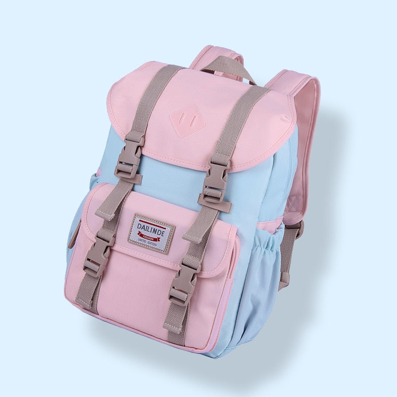 Organisert pendler ryggsekk med beskyttet laptoprom. Unisex, vanntett og romslig for skole/arbeid.