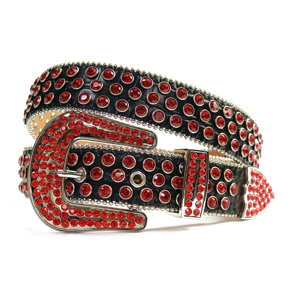 Punk-inspirert diamantbelte, unisex, med skinnende detaljer for en edgy look.