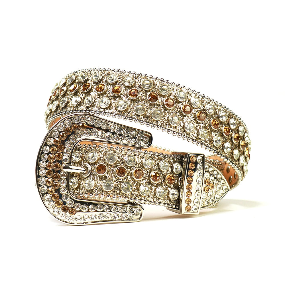 Mote tilbehør: glitrende unisex diamantbelte for en statement-look.