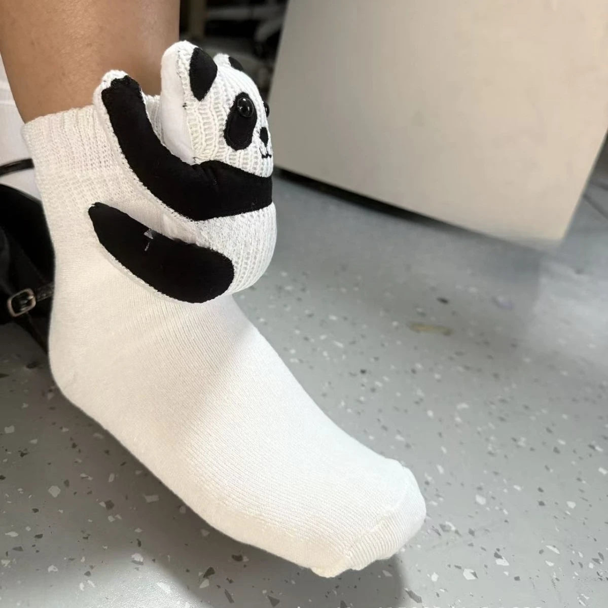Lekne unisex hussokker med 3D-dyreaksent. Myke, komfortable og ideelle som gave.