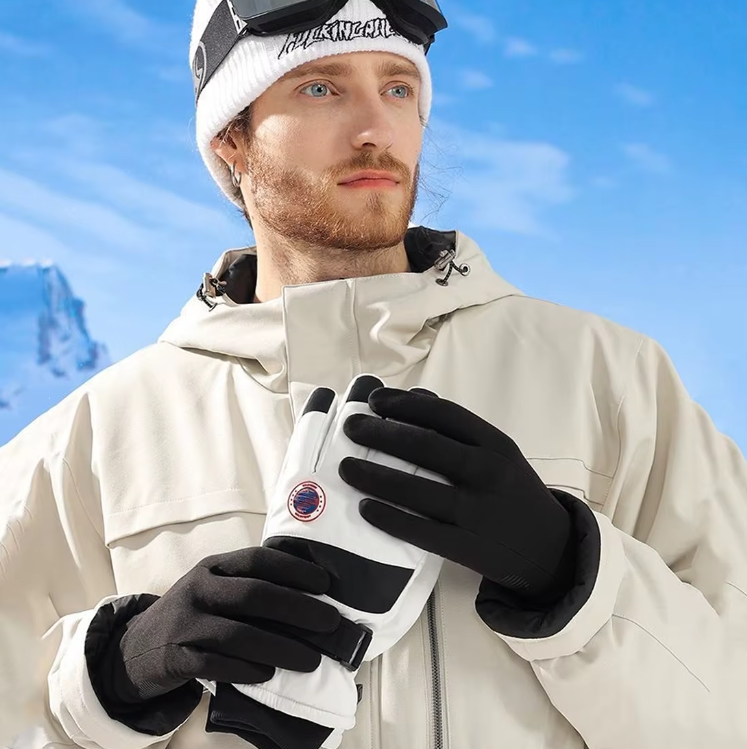 Lettvekt unisex vinterhansker som gir optimal varme uten å tynge. Ideelle for aktive dager utendørs.