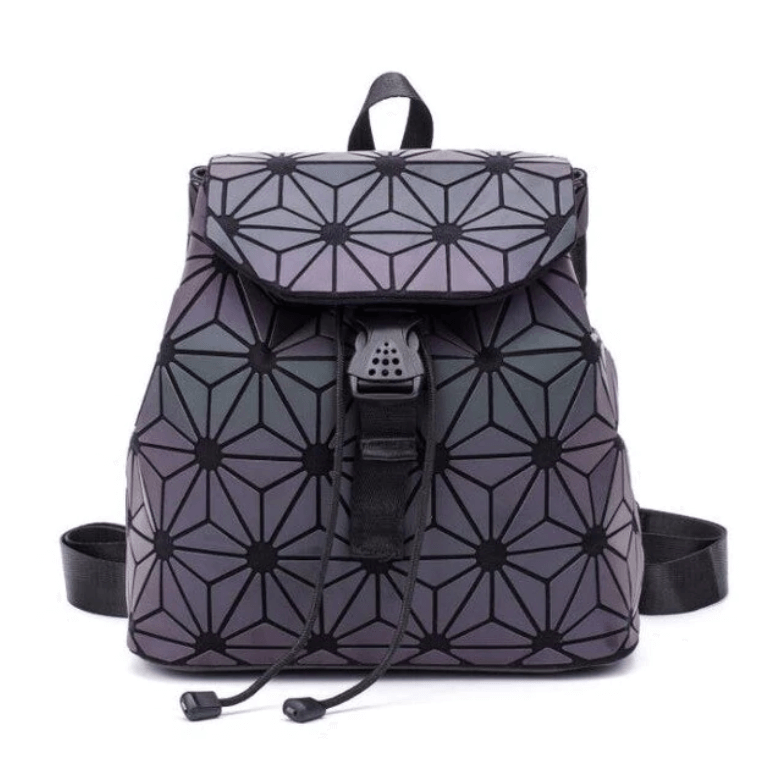 Praktisk unisex studentryggsekk. Romslig og vanntett bag med trendy geometrisk, lysende design.