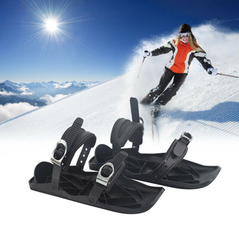 Unisex miniski for voksne, festes direkte på vinterstøvler. Ideell for lek i snøen & vintersport.