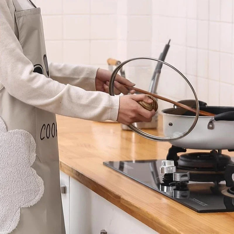 Allsidig unisex forkle for kjøkken, matlaging, baking. Oljebestandig og holdbart design.