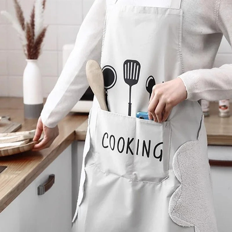 Profesjonelt kokkeforkle, oljebestandig og smussavvisende. Unisex design for alle matlagere.