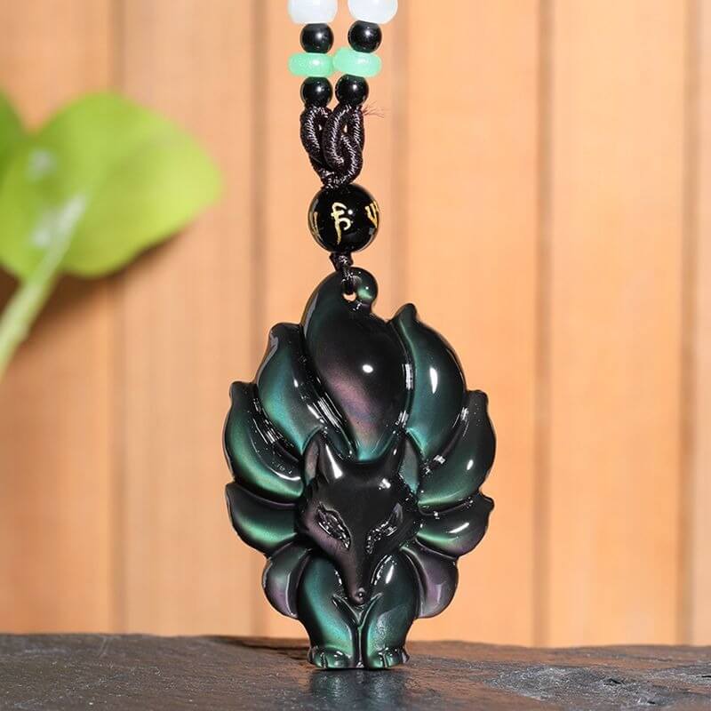 Detaljert Reveånd amulett. Unisex smykke for beskyttelse, lykke og visdom. Spirituell kraft.