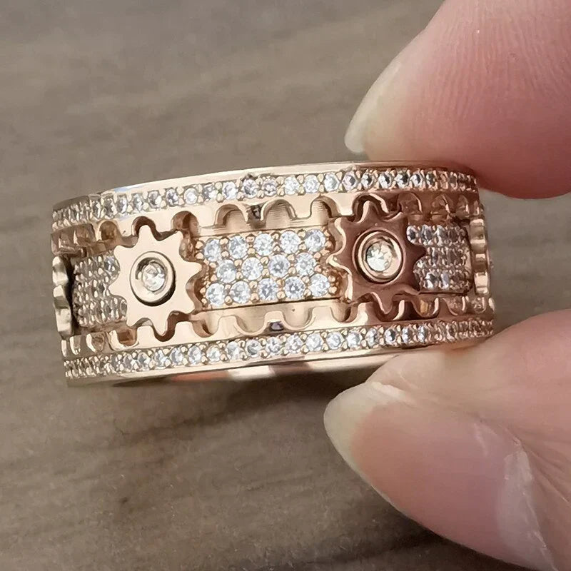 Unisex roterende ring i moderne design, et stresslindrende smykke som fremmer ro og konsentrasjon.
