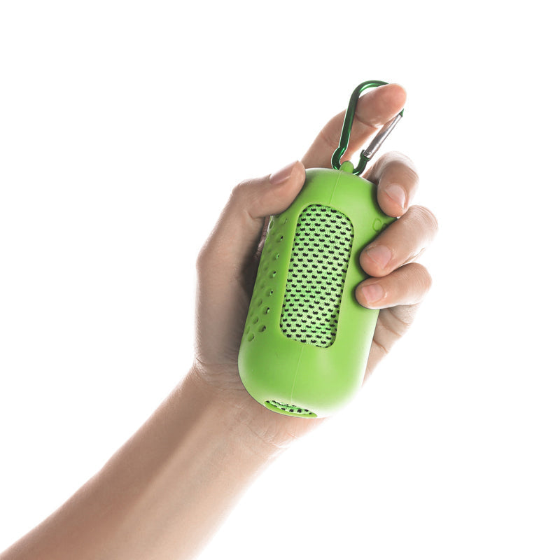 Mikrofiberhåndkle med kjøleeffekt, perfekt for varme dager, strand og utendørs sport.