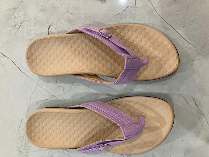 Ergonomiske flip-flops for unisex, lett og støttende for sommerens eventyr. Sklisikker og komfortabel.