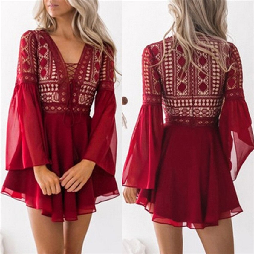 Hvit dame blondekjole i Boho Chic stil, elegant sommerkjole med V-hals for festivaler
