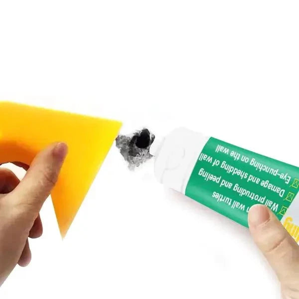 Veggreparasjonskrem for presis påføring. Rask, vanntett og usynlig fix for alle typer veggskader DIY.