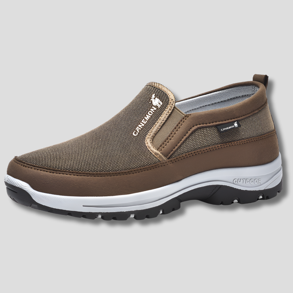 Moderne vanntette herresko med ortopedisk demping, designet for komfort og støtte i all slags vær.