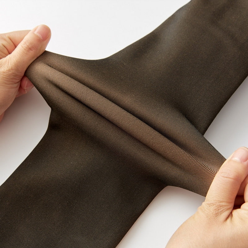 Varme vintertights for dame, perfekt for utendørsaktiviteter.