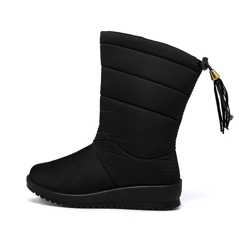 Varme, myke vinterstøvler for kvinner. Sklisikre snøsko, perfekte for kalde dager.