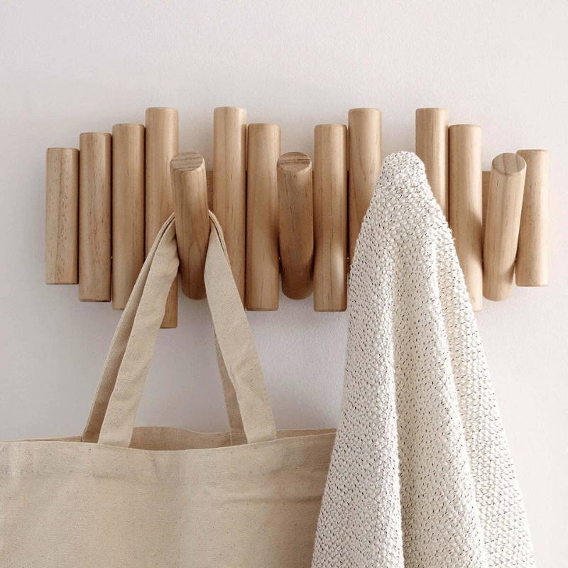 Stilrent klesstativ i skandinavisk design. Perfekt for minimalistisk hjemmeinnredning og bedre orden i hverdagen.