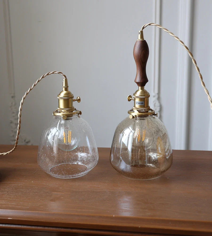 Gammeldags design taklampe for unikt interiør, en tidløs retro belysning.