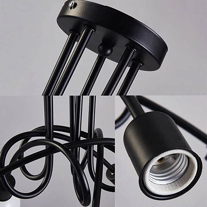 Elegant vintage taklampe i industriell stil, slukket metallampe som dekorasjon i retro hjemmeinnredning.