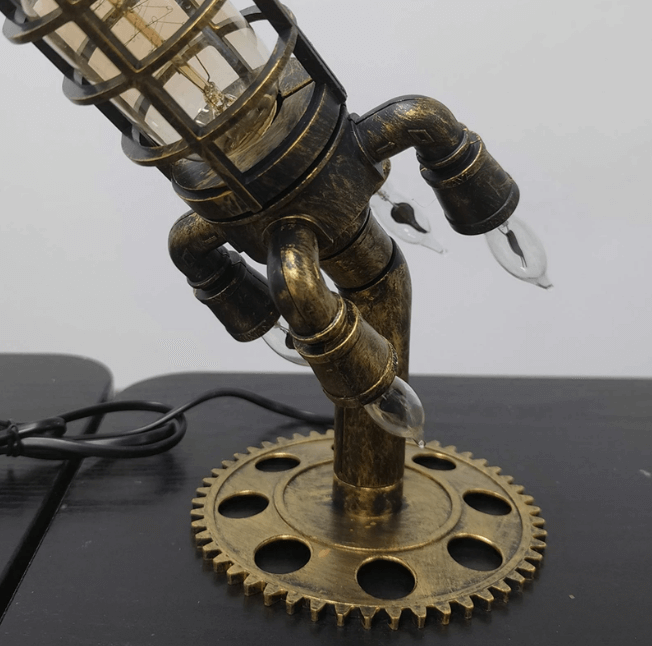 Vintage industriell rakettlampe, steampunk nattlampe med unikt design.